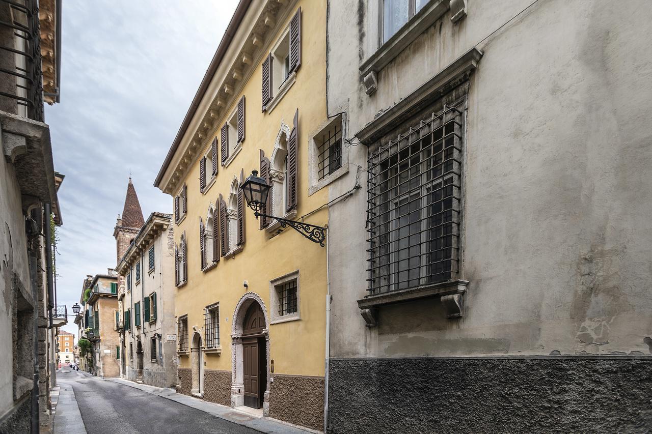 Residenza Palazzo Brenzoni Apartment Verona Exterior photo